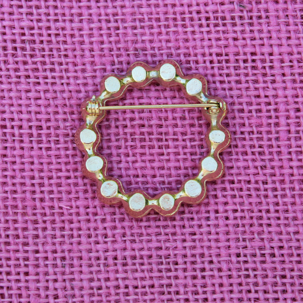 Red Wreath Brooch