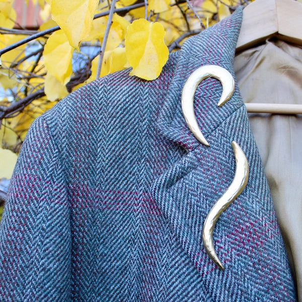 Gold Swoosh Brooch