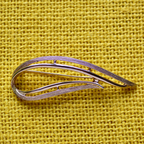 Sarah Coventry Stunning Brooch 1958