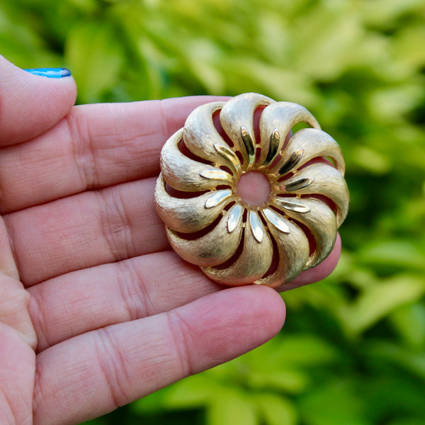 Trifari Pinwheel Wreath Brooch