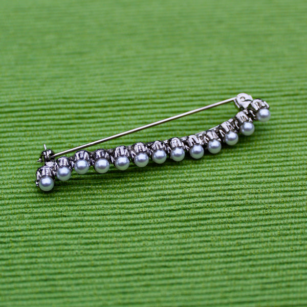 Pearl Bar Pin