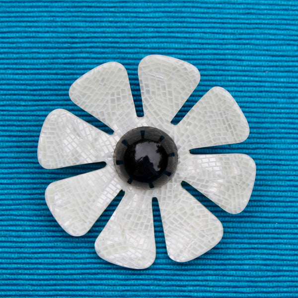French Acrylic Daisy Brooch