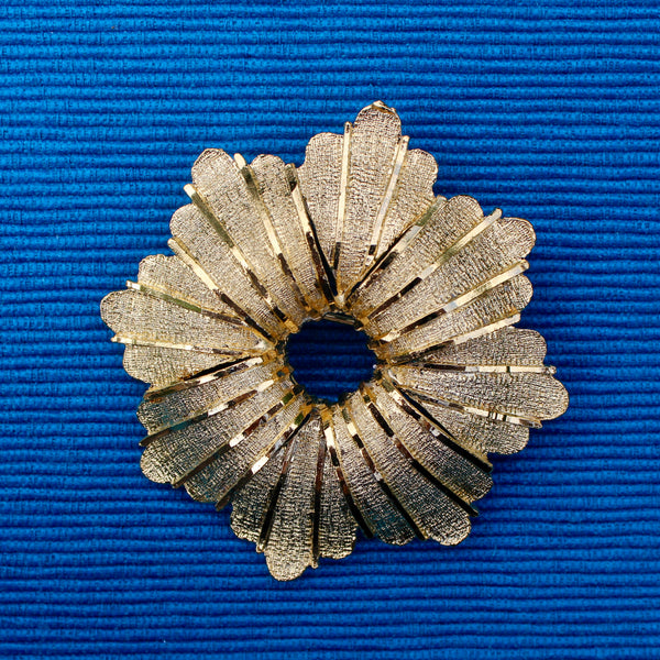 Abstract Wreath Brooch
