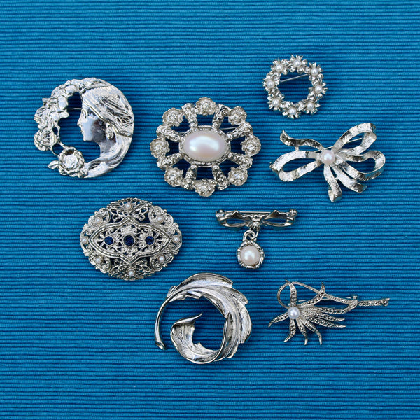 Silver Bow Brooch