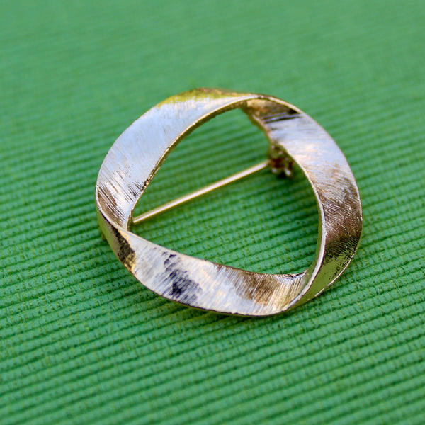 Mobius Swirl Brooch