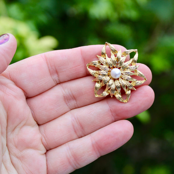 Flower with Pearl Brooch