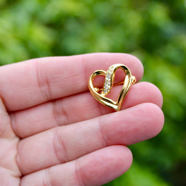 Tiny Rhinestone Heart Pin