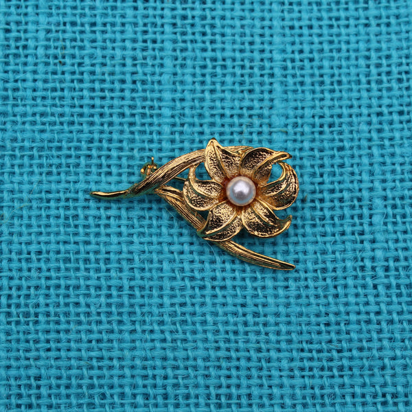 Gold Flower Brooch