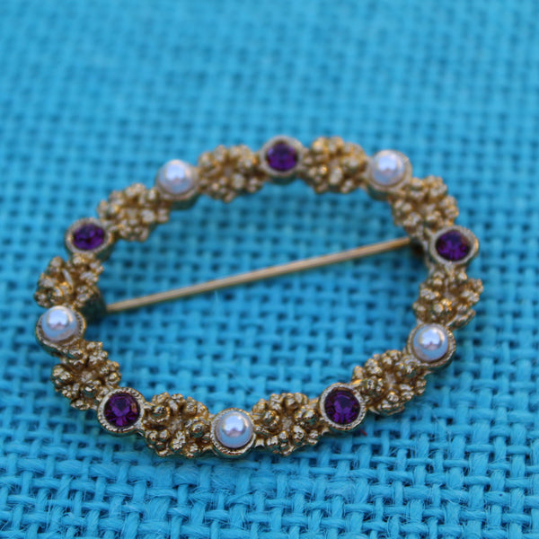 Purple and Pearl Wreath Brooch