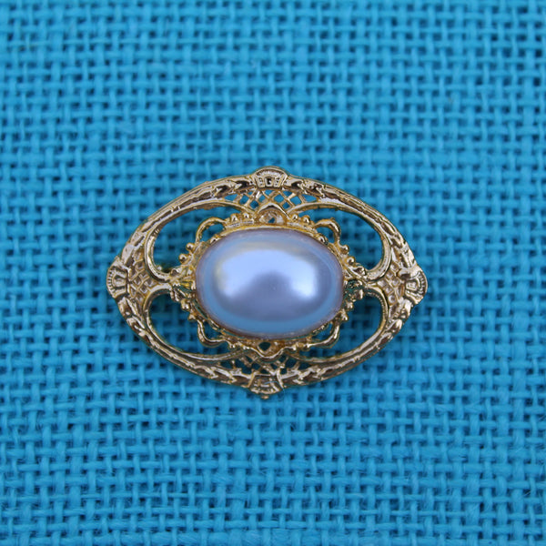 Gothic Oval Pearl
