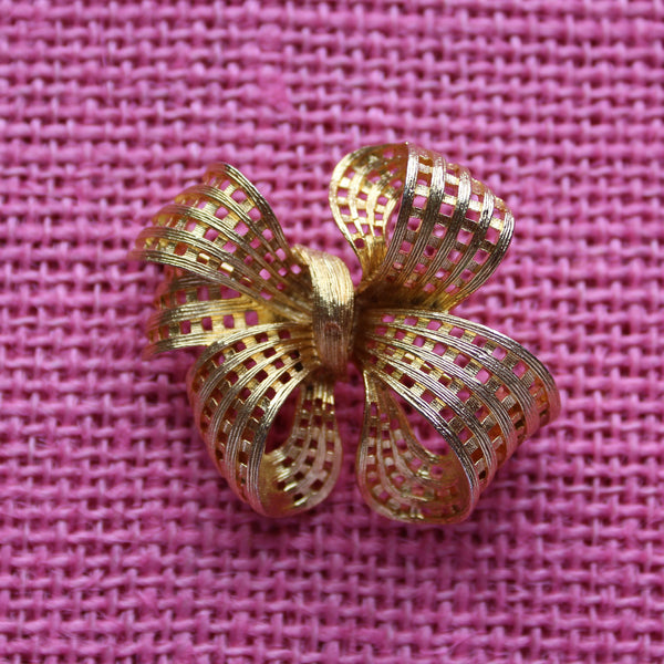 Lisner Ribbon Brooch