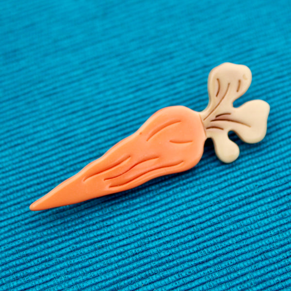 Carrot and Onion Brooches