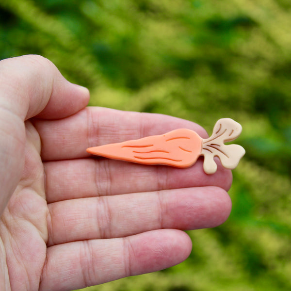 Carrot and Onion Brooches