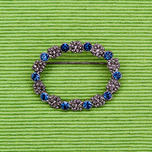 Dark Blue Single Oval Wreath Brooch