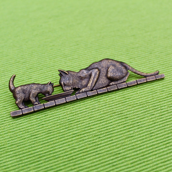 Cat and Kitten Brooch