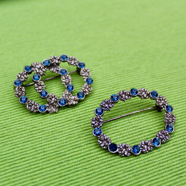Dark Blue Single Oval Wreath Brooch