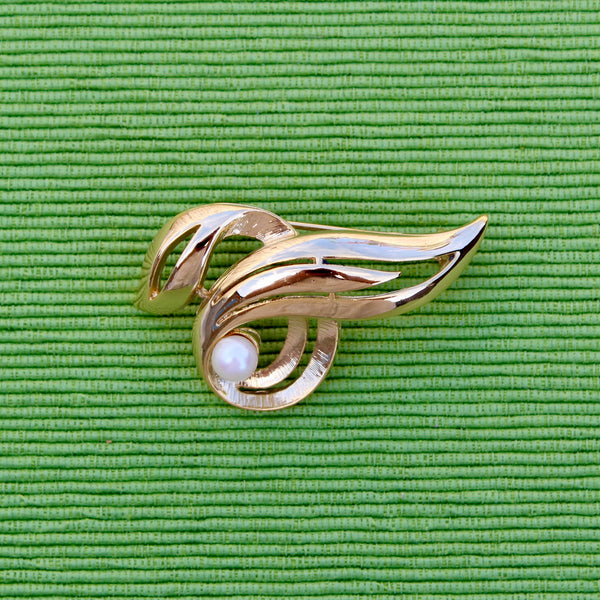 Pearl Twist Stripe Brooch
