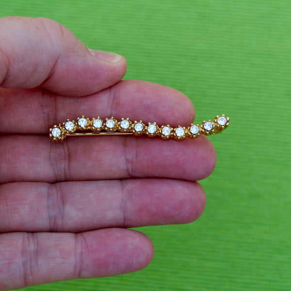 Rhinestone Wave Brooch in Gold