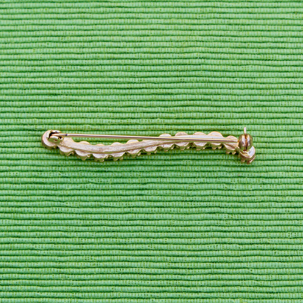Rhinestone Wave Brooch in Gold