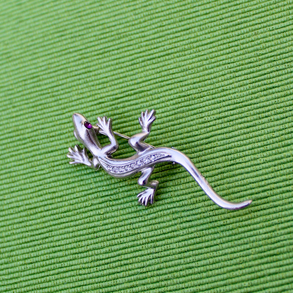 Silver Rhinestone Lizard Brooch