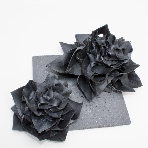 KTCD Rubber Corsage Black Medium