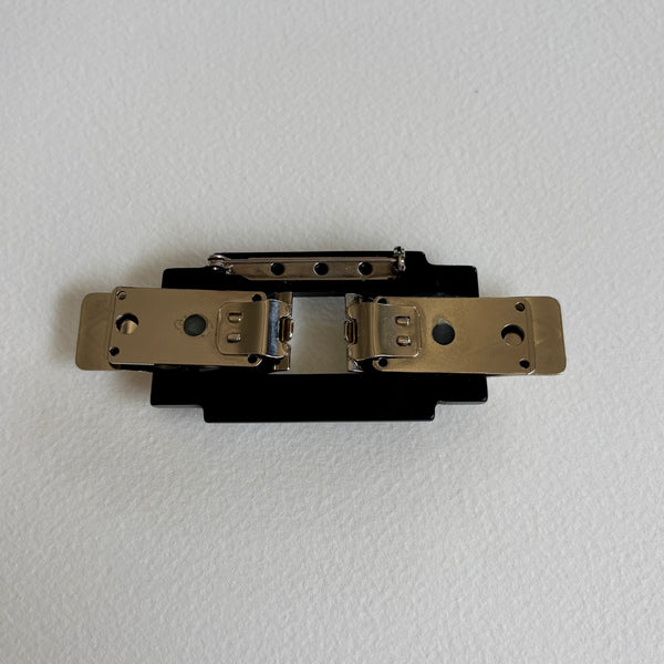 80s Black and Silver Collar Clip