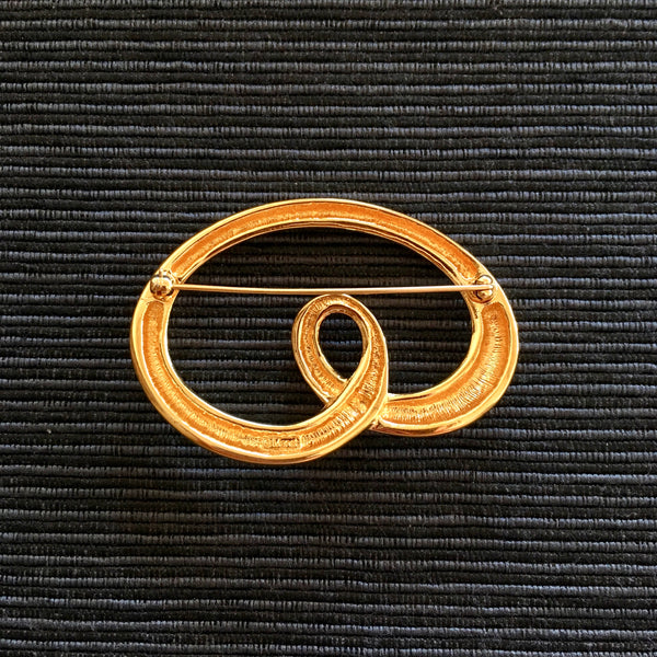 Monet Gold Pretzel