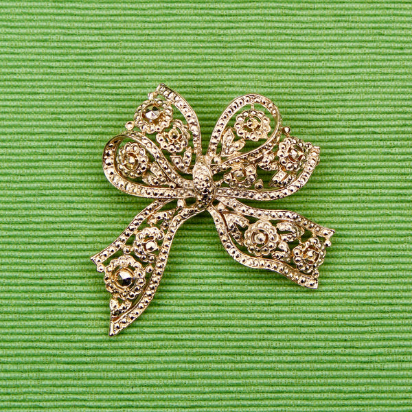 Filigree Gold Bow Brooch