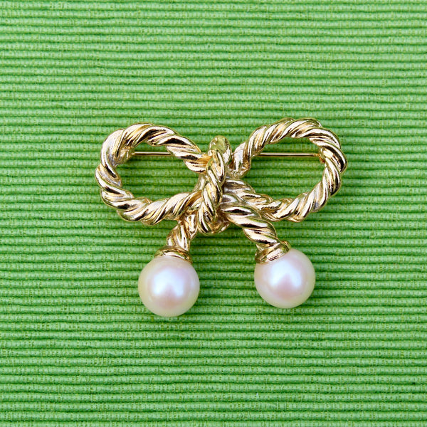 Knotted Pearl Bow