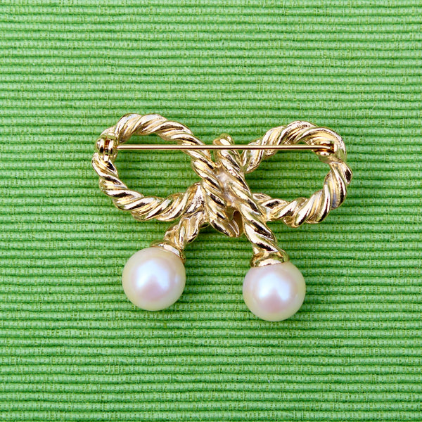 Knotted Pearl Bow