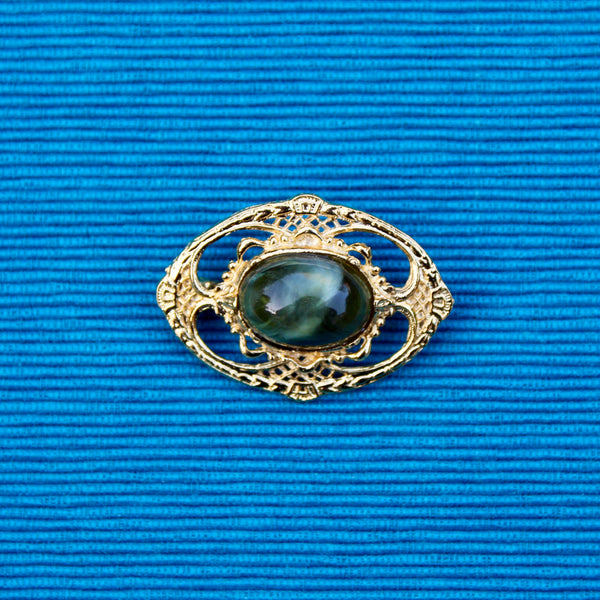 Gothic Oval Green Gold