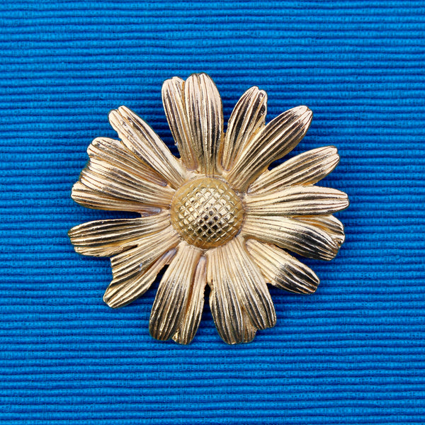 Daisy Brooch