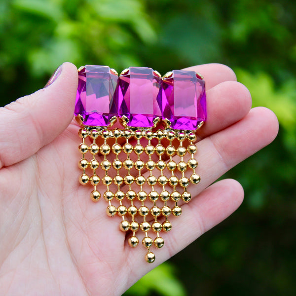 80s Deco Brooch in Purple with Chains