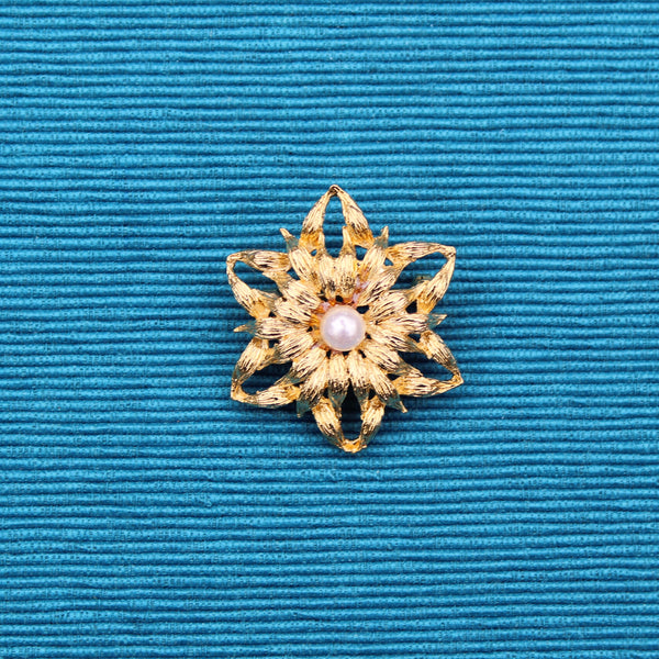 Flower with Pearl Brooch