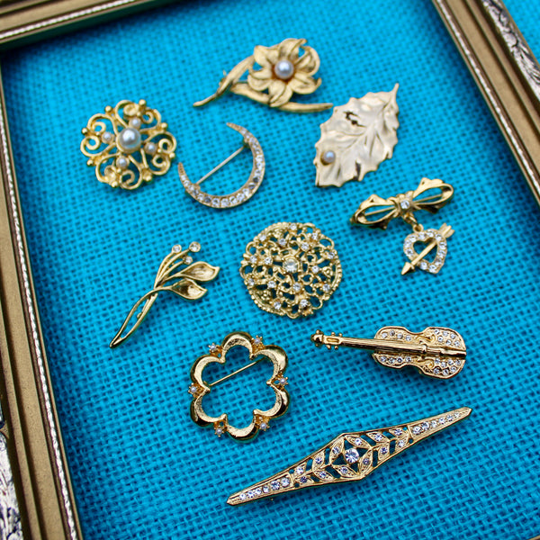 Gold Flower Brooch