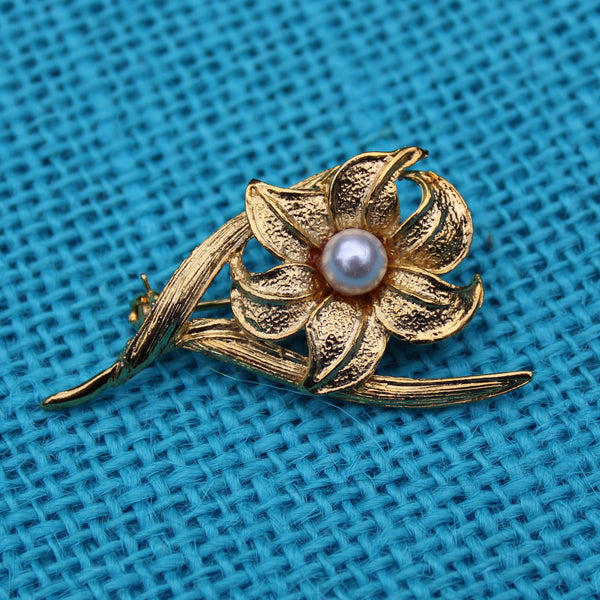 Gold Flower Brooch