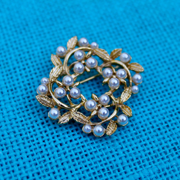 Gold Pearl Wreath