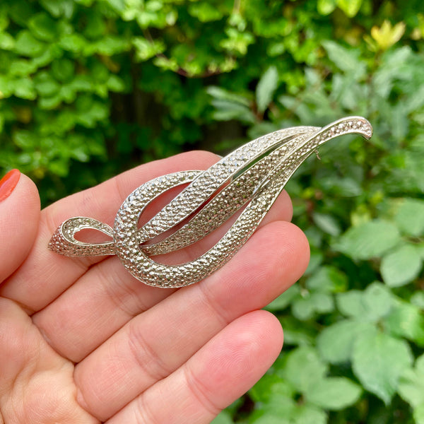 Gorgeous Silver Flourish Brooch