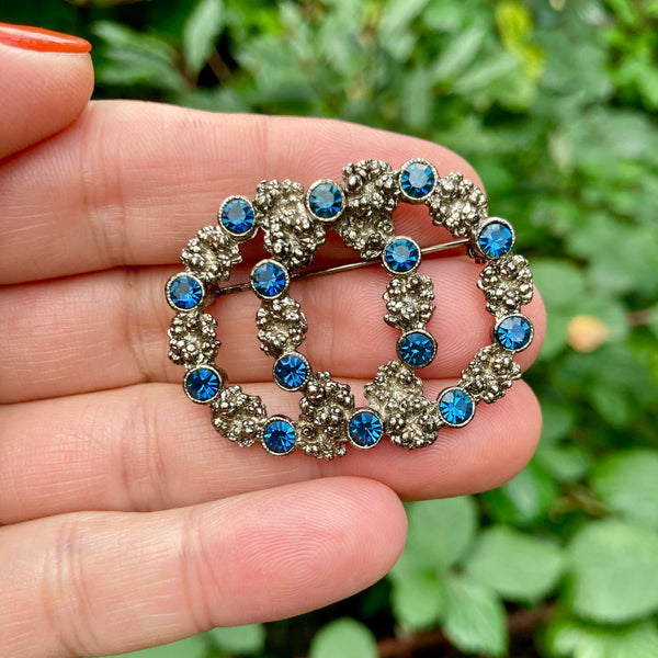 Dark Blue Double Wreath Brooch