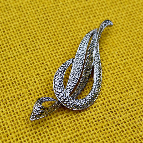 Gorgeous Silver Flourish Brooch