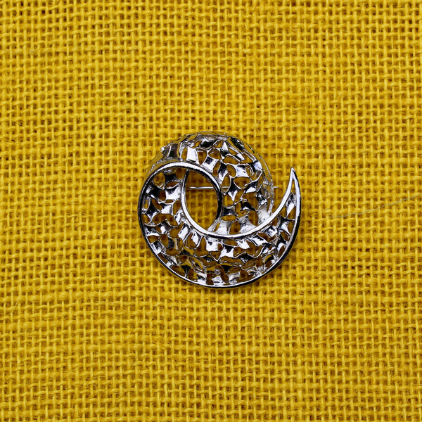 Silver Curl Brooch