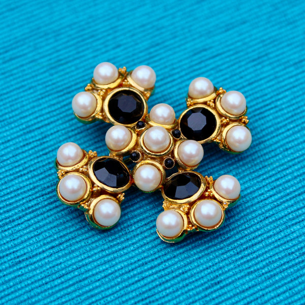 Black and Pearl Cross
