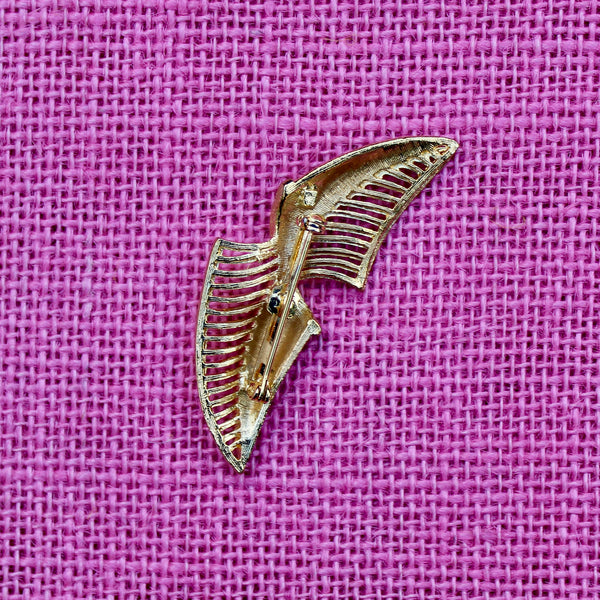 Gold Twist Brooch